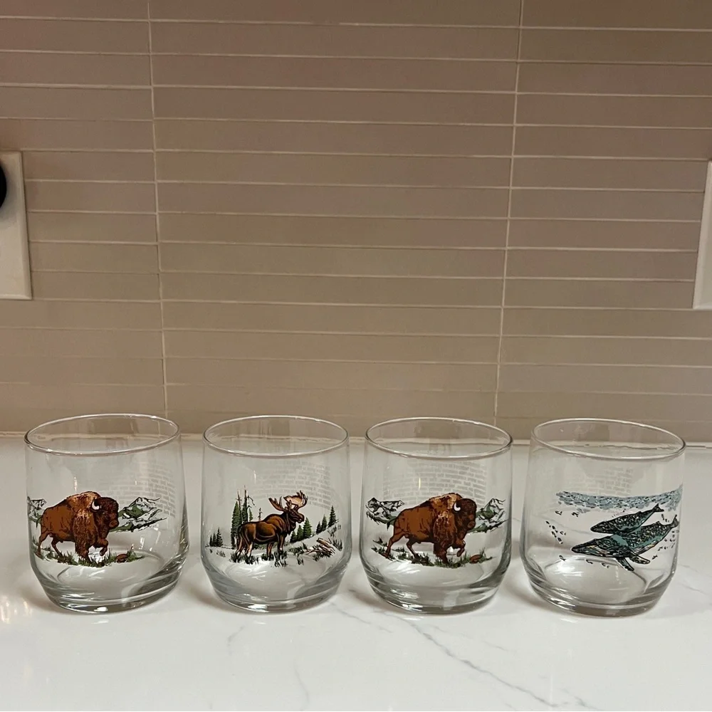4 Vintage American Wildlife Glasses Sunoco Bison Humpback Whale Moose Libbey‎